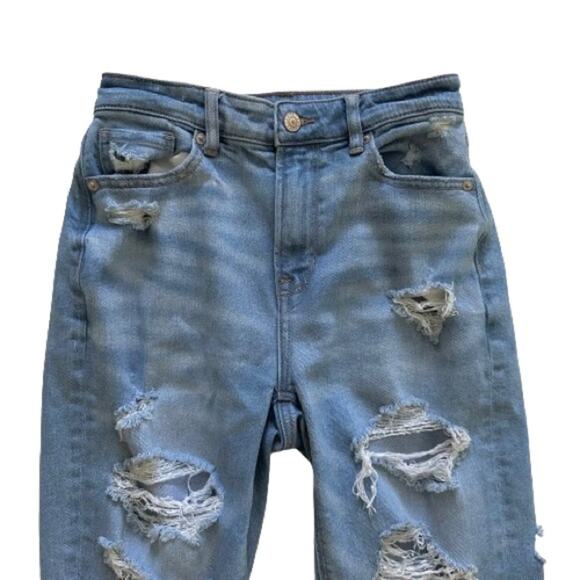 American Eagle Jean Light Wash High Rise Distressed Ankle Mom Jeans Size 0 Short - Picture 4 of 13